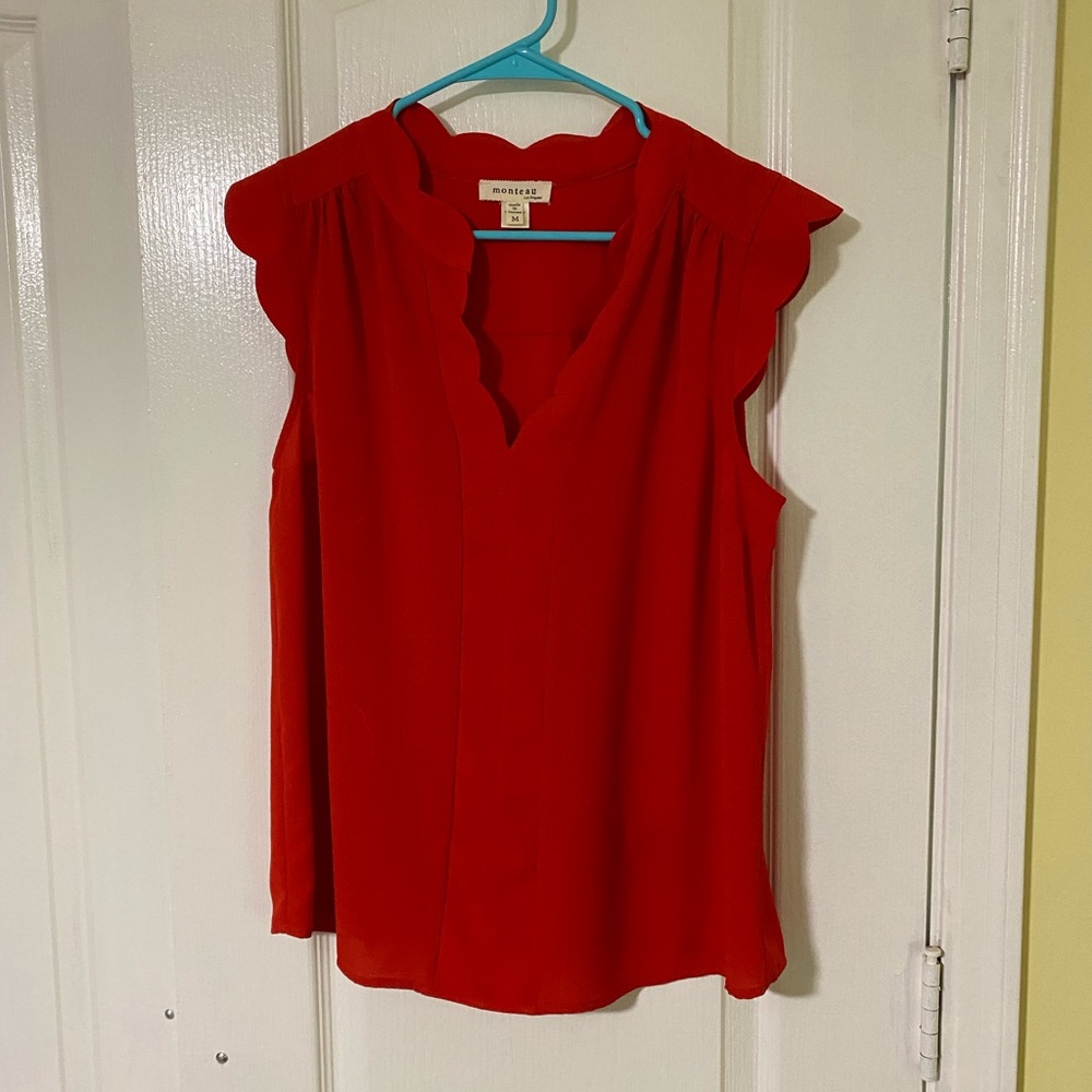 Red Sleeveless Top